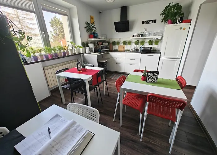 7Th Room Guest House